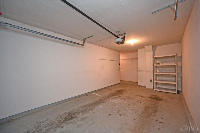 40 Ledgerwoods Drive, Batavia Twp, OH 45102