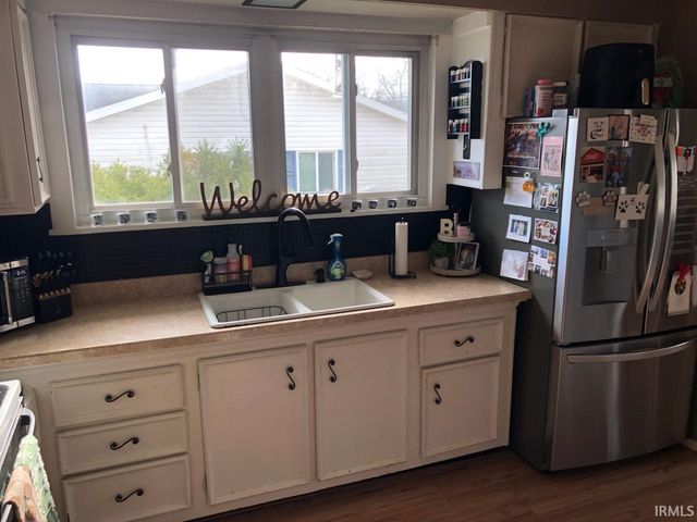 1906 Polster Drive, Evansville, IN 47714