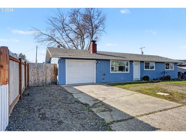 1240 HOOD St, Albany, OR 97322