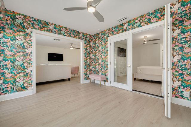 8708 41ST STREET N, Pinellas Park, FL 33782