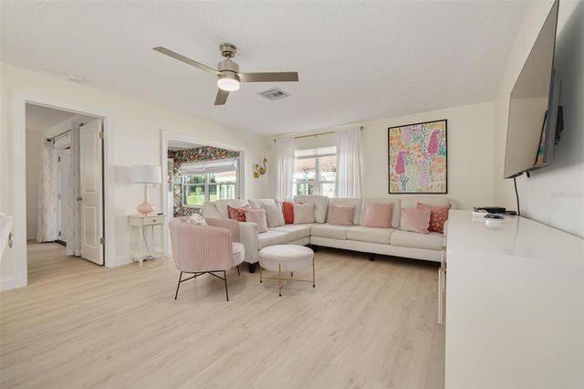 8708 41ST STREET N, Pinellas Park, FL 33782