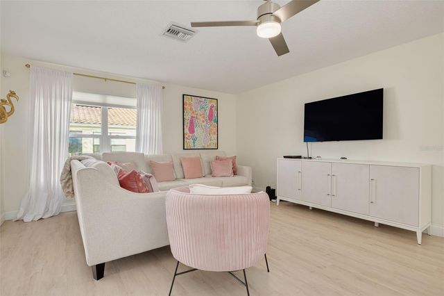 8708 41ST STREET N, Pinellas Park, FL 33782