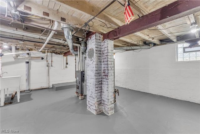 3153 W 103rd Street, Cleveland, OH 44111