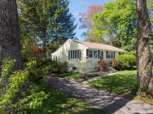 3 Greenwood Street, Boylston, MA 01505