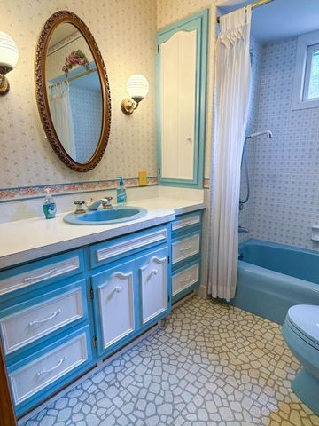 315 LAMPERT STREET, Oshkosh, WI 54901