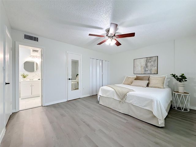 1900 68TH STREET N 301, St Petersburg, FL 33710
