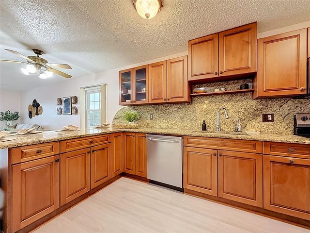 1900 68TH STREET N 301, St Petersburg, FL 33710