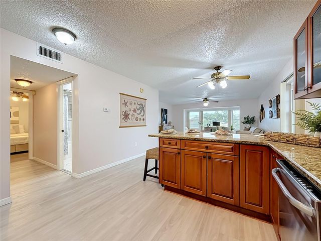 1900 68TH STREET N 301, St Petersburg, FL 33710
