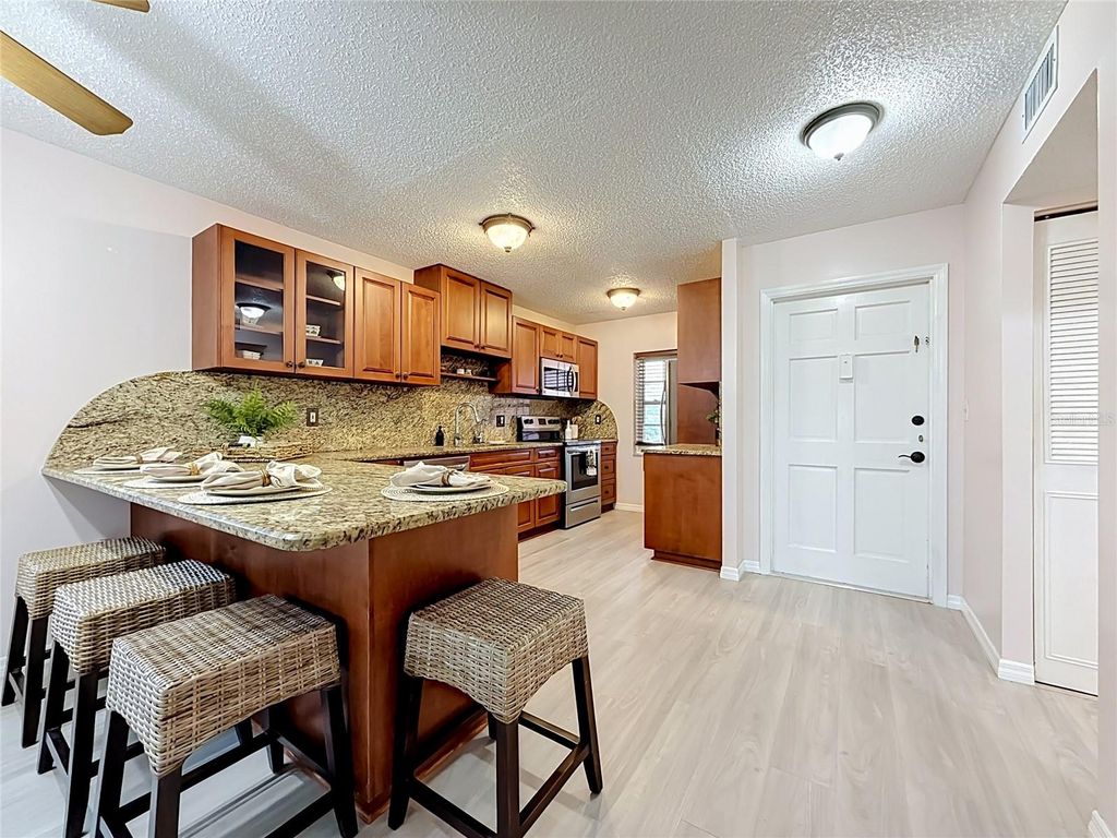 1900 68TH STREET N 301, St Petersburg, FL 33710