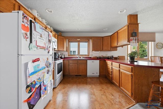 1925 N MAIN, Spearfish, SD 57783