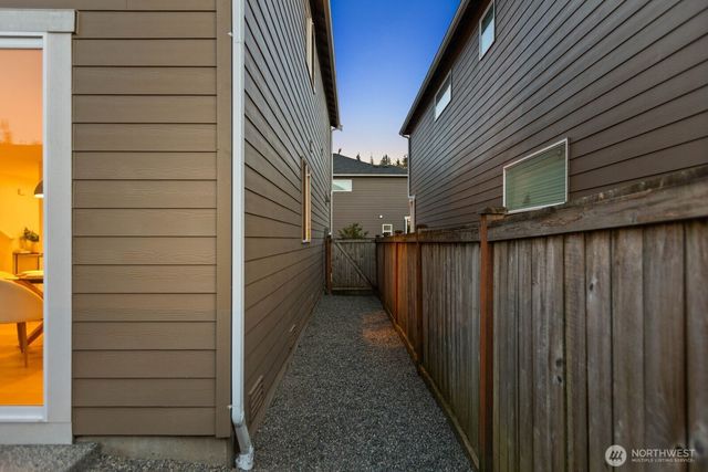 12317 23rd Dr SE, Everett, WA 98208