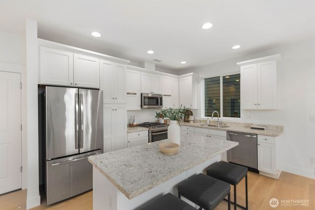 12317 23rd Dr SE, Everett, WA 98208