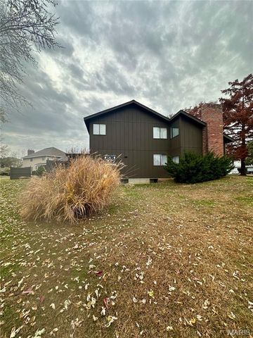 1448 Gettysburg Landing, St Charles, MO 63303