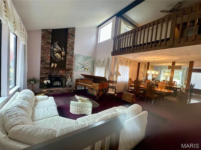 1448 Gettysburg Landing, St Charles, MO 63303