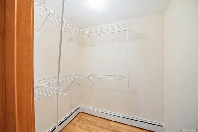 76 Hollywood Avenue, Selden, NY 11784