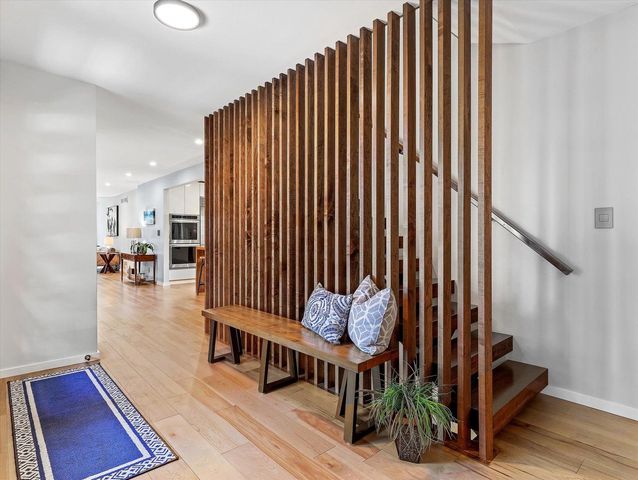 7050 N Belmont LANE, Fox Point, WI 53217