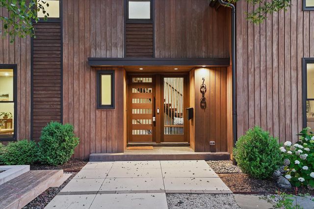 7050 N Belmont LANE, Fox Point, WI 53217