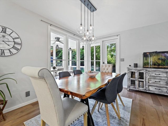 7050 N Belmont LANE, Fox Point, WI 53217