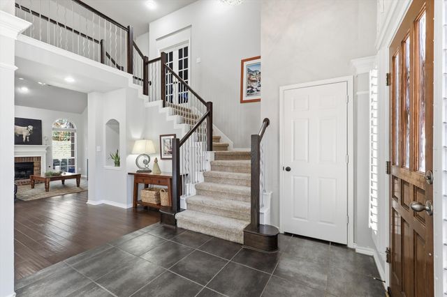 943 Kingwood Circle, Highland Village, TX 75077