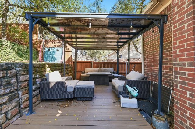 943 Kingwood Circle, Highland Village, TX 75077