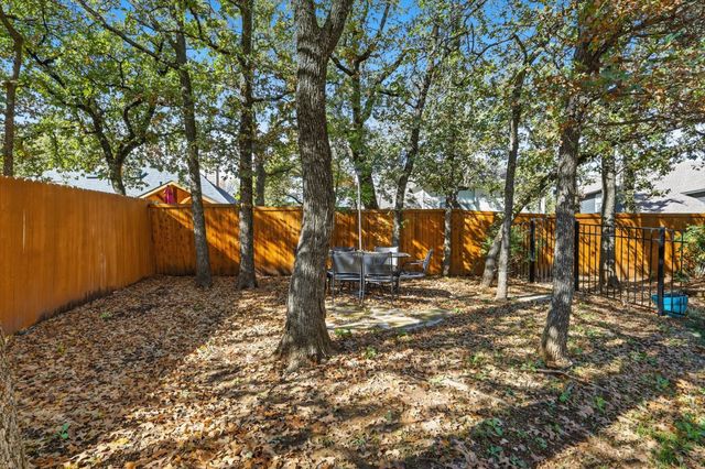 943 Kingwood Circle, Highland Village, TX 75077