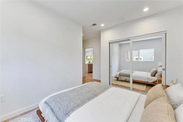 1606 N Kingsley, Los Angeles, CA 90027