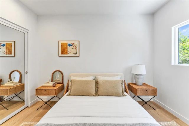 1606 N Kingsley, Los Angeles, CA 90027