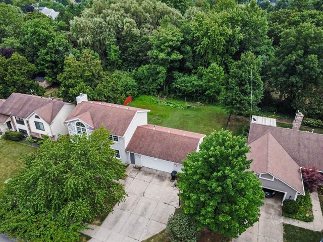2250 Yorktown Drive Se, City Of Kentwood, MI 49508