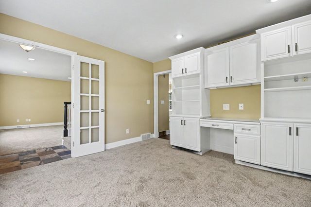 2250 Yorktown Drive Se, City Of Kentwood, MI 49508