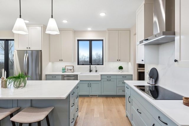 3757 Brookside Drive, Chaska, MN 55318