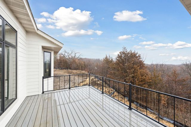 3757 Brookside Drive, Chaska, MN 55318