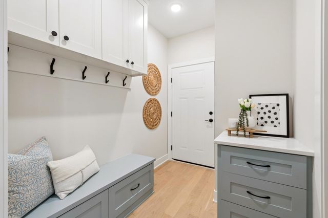 3757 Brookside Drive, Chaska, MN 55318