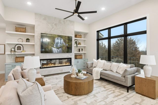 3757 Brookside Drive, Chaska, MN 55318