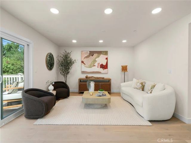 323 Santa Rosa Road, Arcadia, CA 91007