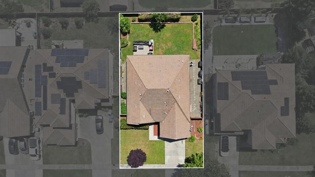 1218 Bluegrass St, Plumas Lake, CA 95961