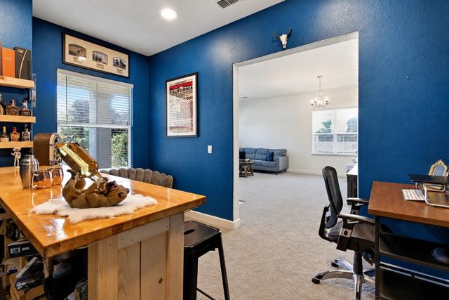 1218 Bluegrass St, Plumas Lake, CA 95961