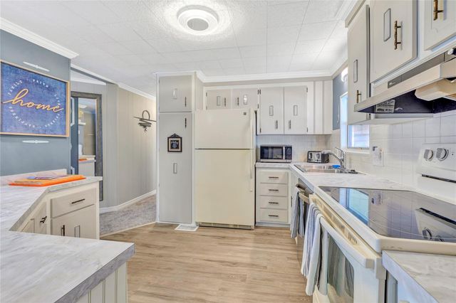 2100 KINGS HIGHWAY 289, Port Charlotte, FL 33980