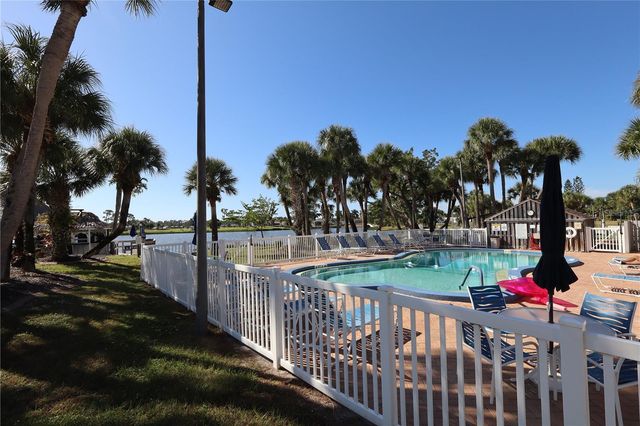 2100 KINGS HIGHWAY 289, Port Charlotte, FL 33980