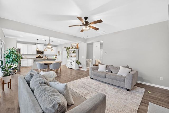 1908 Lakeview Bend Way, Buford, GA 30519