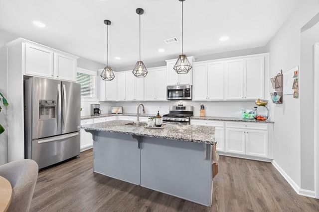 1908 Lakeview Bend Way, Buford, GA 30519