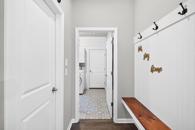 1908 Lakeview Bend Way, Buford, GA 30519