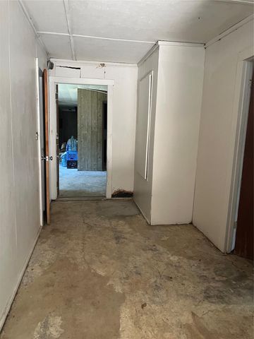 2495 Us Highway 190 E, Woodville, TX 75979