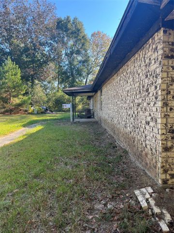 2495 Us Highway 190 E, Woodville, TX 75979