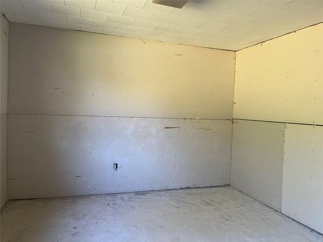 2495 Us Highway 190 E, Woodville, TX 75979