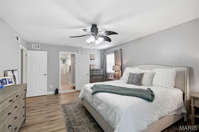 2156 Courtleigh Lane, Chesterfield, MO 63017