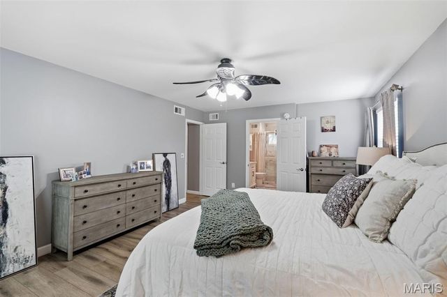 2156 Courtleigh Lane, Chesterfield, MO 63017