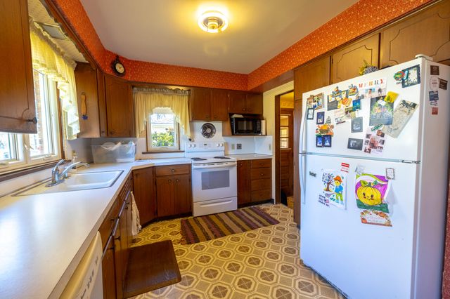 4672 Martin Street, Heath Twp, MI 49419