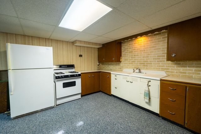 4672 Martin Street, Heath Twp, MI 49419