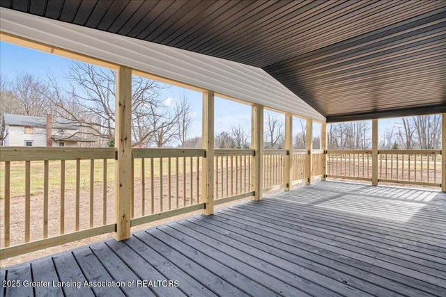 1976 Bolock Highway, Charlotte, MI 48813