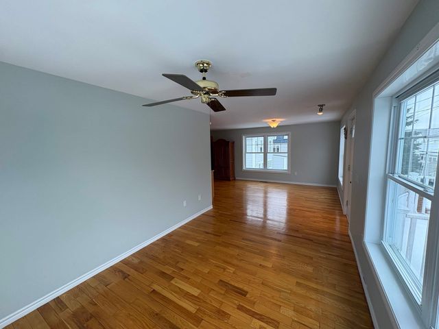 78 PEMBROKE Street, Seabrook, NH 03874